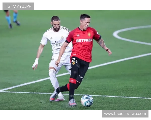 西甲联赛防守战术深度解析：从个人防守到团队协作的全面剖析